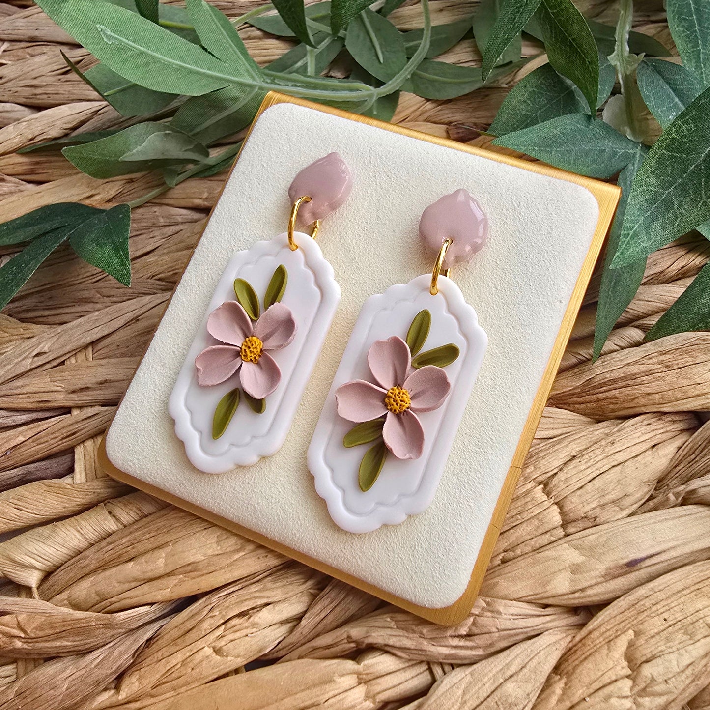 The Essentials Collection - Floral Cameo