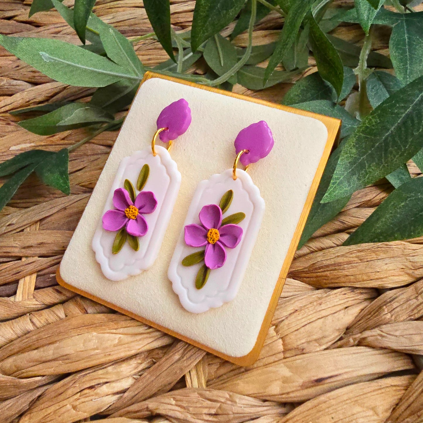 The Essentials Collection - Floral Cameo - Mauve