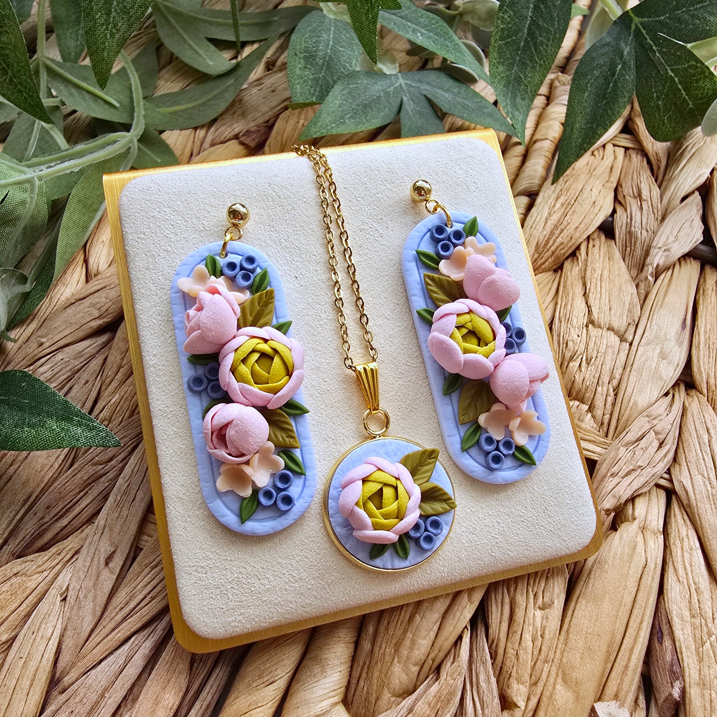 The Ranunculus Collection - Long Oval
