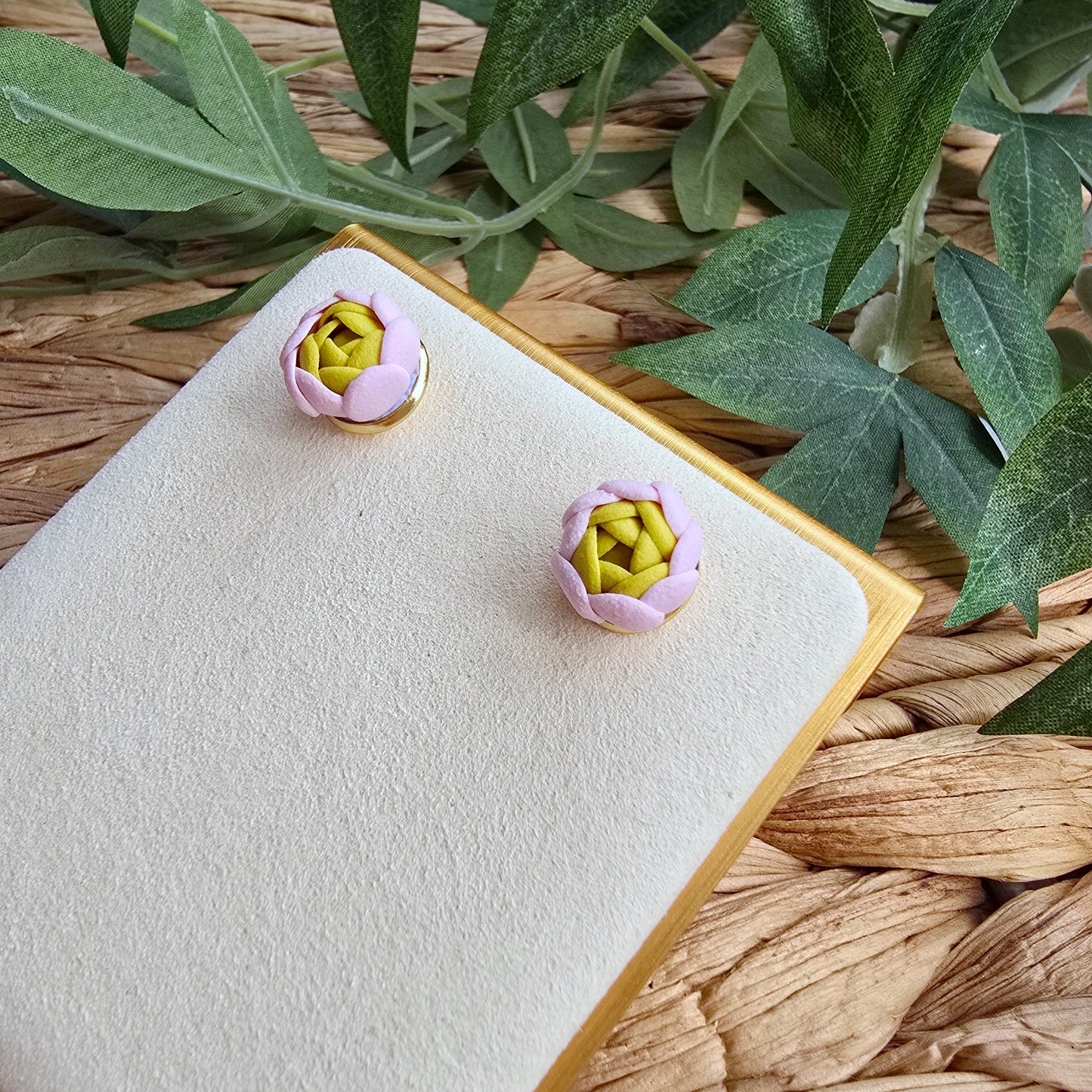 The Ranunculus Collection - Ranunculus Studs